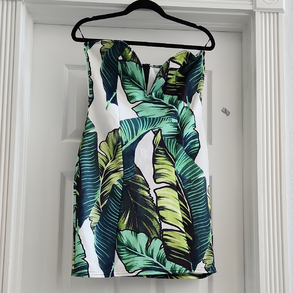 Missguided Green Leaf Print Mini Dress